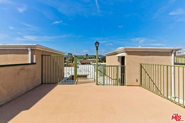 11603 Mississippi Avenue, Los Angeles, CA 90025