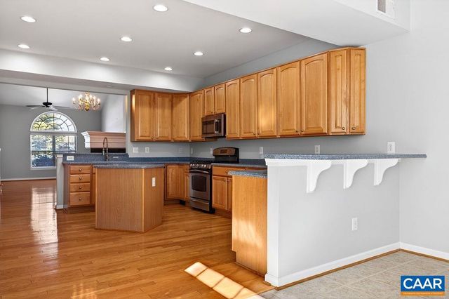 120 APPLE BLOSSOM CT, Nellysford, VA 22958