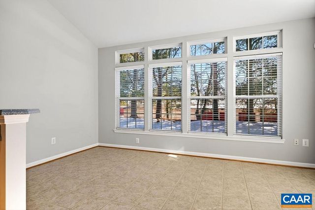 120 APPLE BLOSSOM CT, Nellysford, VA 22958