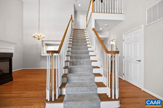 120 APPLE BLOSSOM CT, Nellysford, VA 22958