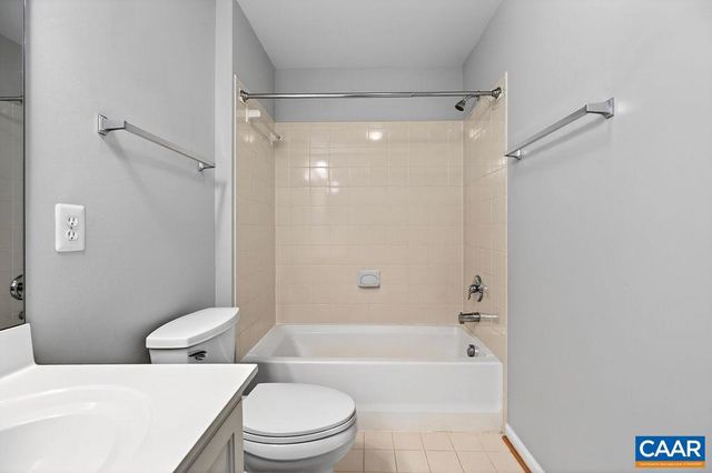120 APPLE BLOSSOM CT, Nellysford, VA 22958
