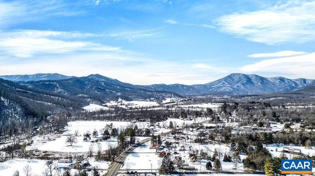 120 APPLE BLOSSOM CT, Nellysford, VA 22958