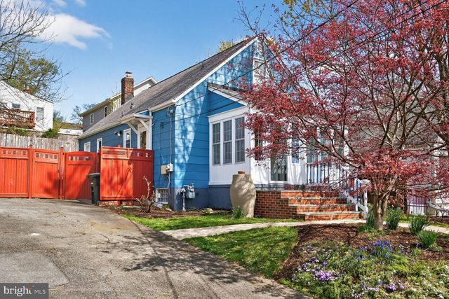 2017 S RANDOLPH ST S, Arlington, VA 22204