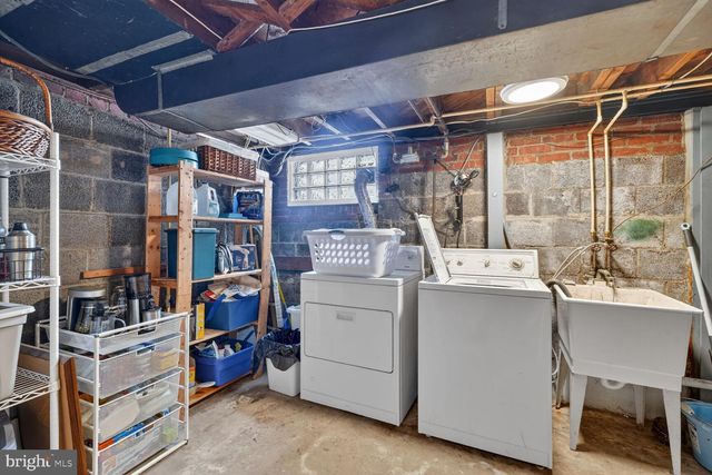 2017 S RANDOLPH ST S, Arlington, VA 22204