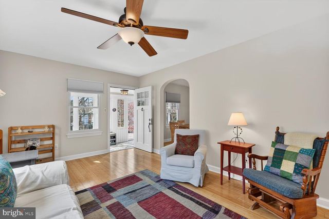 2017 S RANDOLPH ST S, Arlington, VA 22204