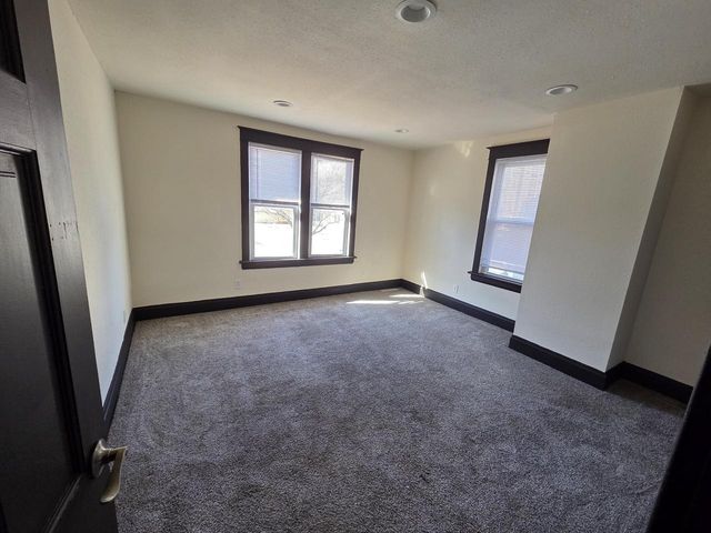 6123 8th AVENUE, Kenosha, WI 53143