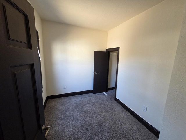 6123 8th AVENUE, Kenosha, WI 53143