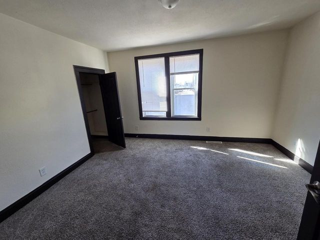 6123 8th AVENUE, Kenosha, WI 53143