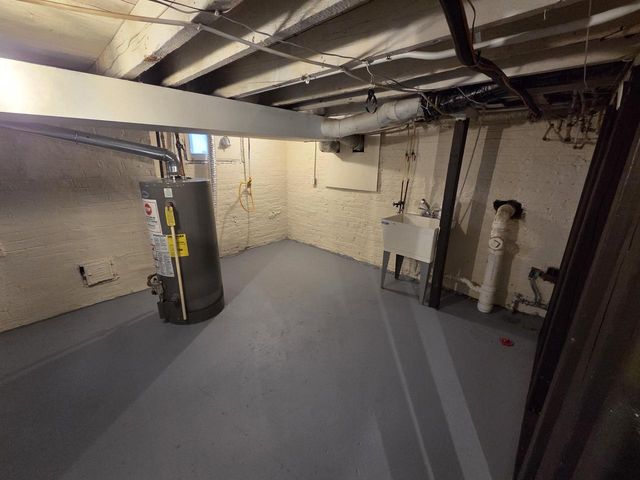 6123 8th AVENUE, Kenosha, WI 53143