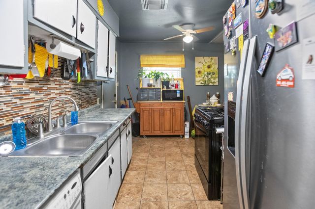 6026 Wortham Way, Houston, TX 77033