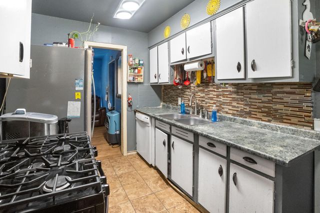 6026 Wortham Way, Houston, TX 77033