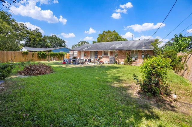 6026 Wortham Way, Houston, TX 77033