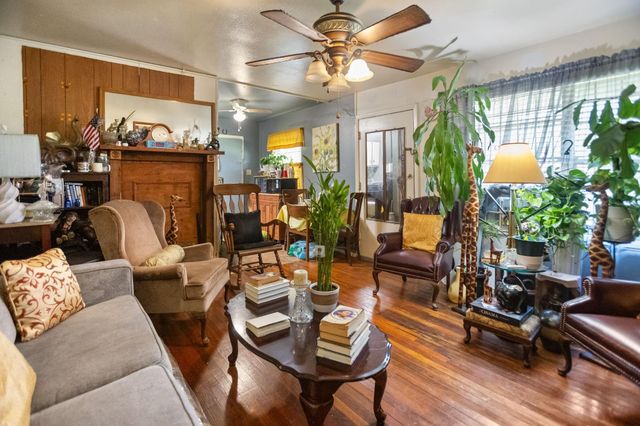 6026 Wortham Way, Houston, TX 77033