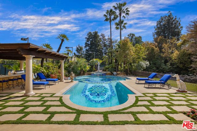 5 Beverly Parkway, Los Angeles, CA 90210