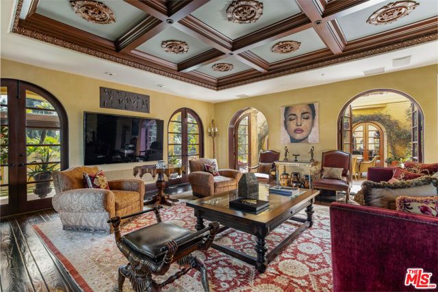 5 Beverly Parkway, Los Angeles, CA 90210