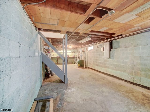 121 Woodland Ave, Rutherford Boro, NJ 07070