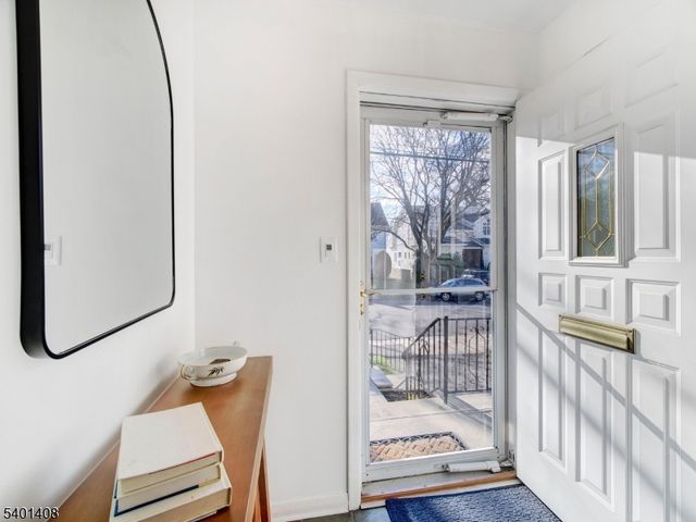 121 Woodland Ave, Rutherford Boro, NJ 07070