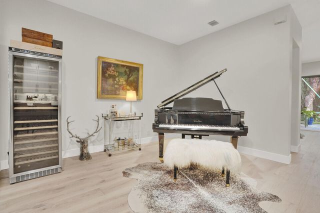 735 Cable Beach Lane, North Palm Beach, FL 33410