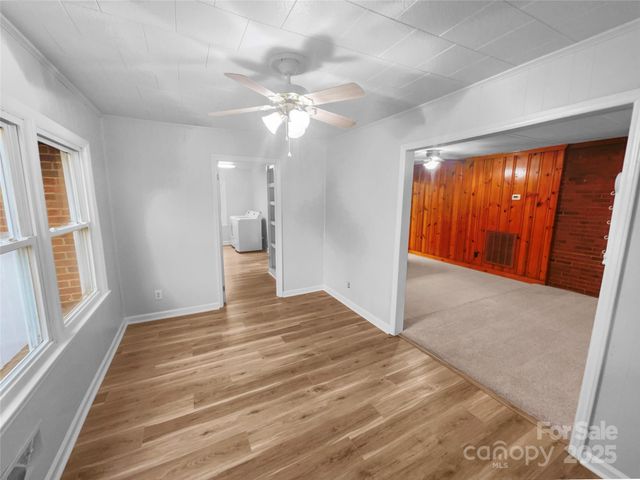 2009 Hickory Grove Road, Gastonia, NC 28056