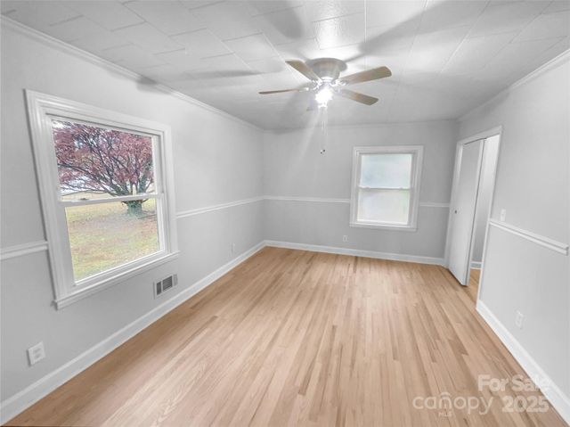 2009 Hickory Grove Road, Gastonia, NC 28056