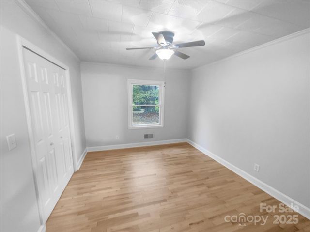 2009 Hickory Grove Road, Gastonia, NC 28056