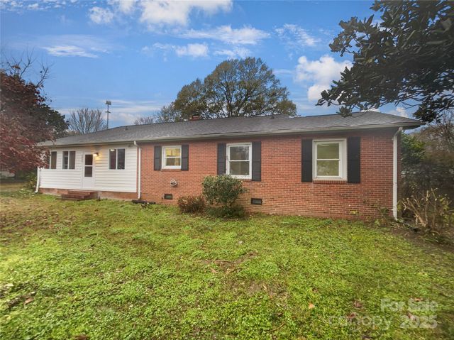 2009 Hickory Grove Road, Gastonia, NC 28056