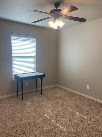 5828 104th Street, Lubbock, TX 79424