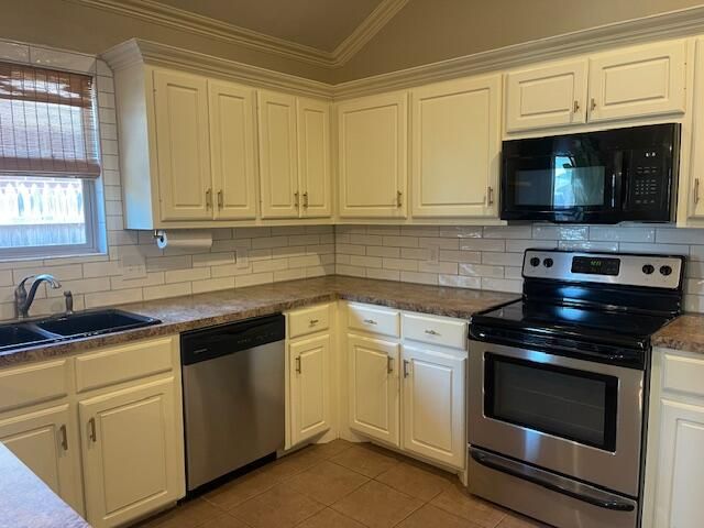 5828 104th Street, Lubbock, TX 79424