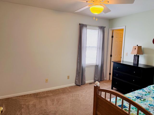 3612 Creekside Drive, Valparaiso, IN 46383