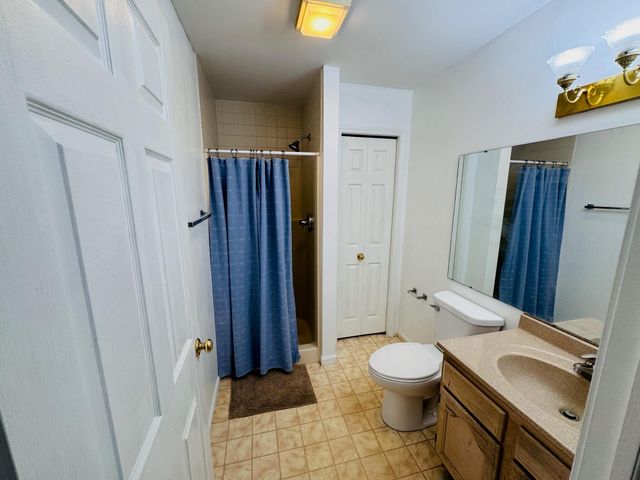 3612 Creekside Drive, Valparaiso, IN 46383