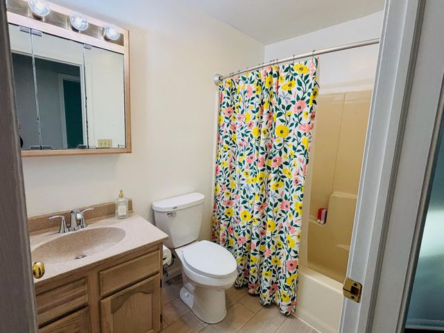 3612 Creekside Drive, Valparaiso, IN 46383