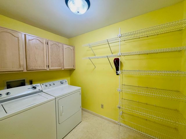 3612 Creekside Drive, Valparaiso, IN 46383