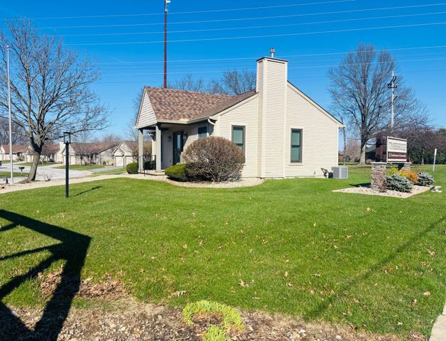 3612 Creekside Drive, Valparaiso, IN 46383