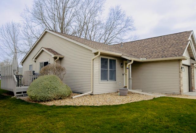 3612 Creekside Drive, Valparaiso, IN 46383