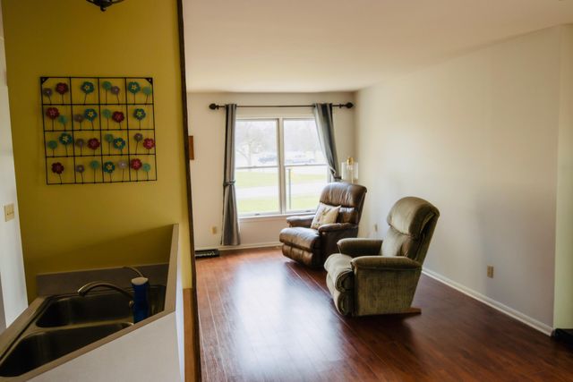 3612 Creekside Drive, Valparaiso, IN 46383