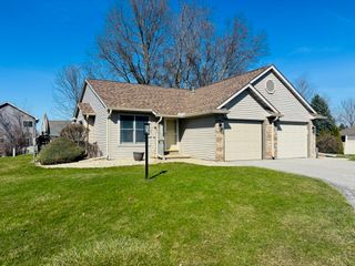 3612 Creekside Drive, Valparaiso, IN 46383