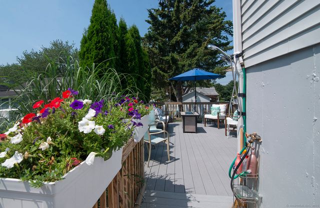 21 Overlook Avenue, Groton, CT 06355
