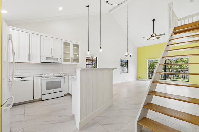 2656 Riverside Drive 2656, Coral Springs, FL 33065