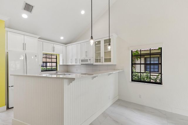 2656 Riverside Drive 2656, Coral Springs, FL 33065