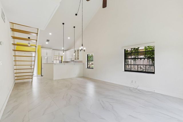 2656 Riverside Drive 2656, Coral Springs, FL 33065