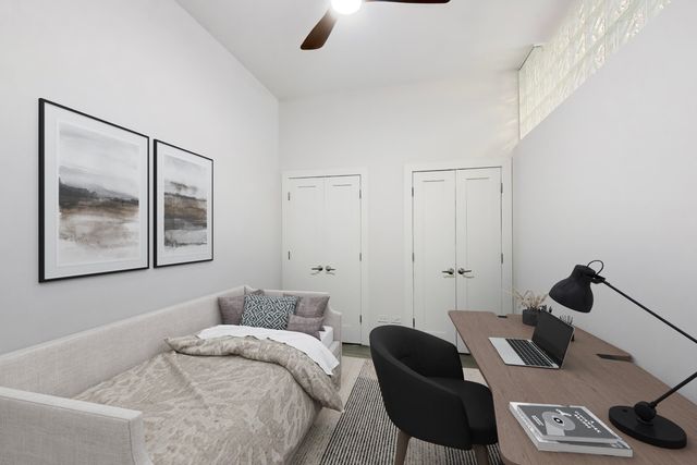 725 N Aberdeen Street 202, Chicago, IL 60642