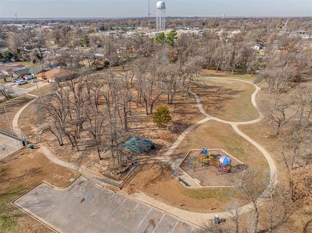 2900 N Moulton Drive, Oklahoma City, OK 73127