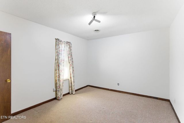 3118 Ellistown Rd, Knoxville, TN 37924