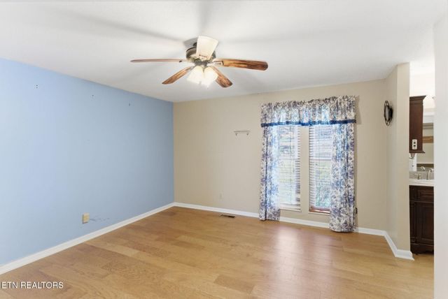 3118 Ellistown Rd, Knoxville, TN 37924