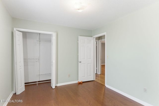 3118 Ellistown Rd, Knoxville, TN 37924