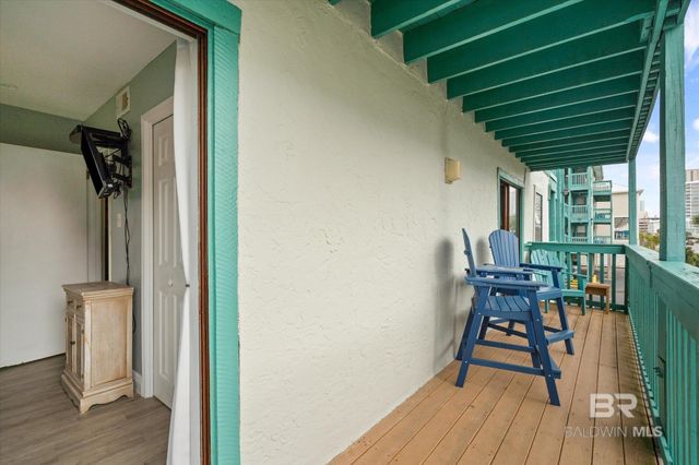 952 W Beach Boulevard 101, Gulf Shores, AL 36542