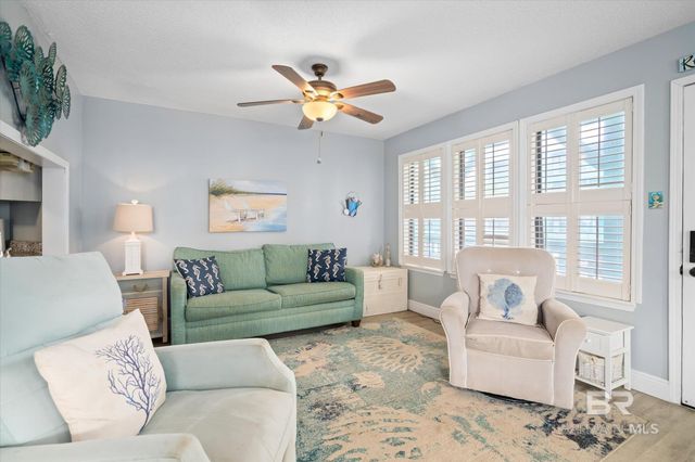 952 W Beach Boulevard 101, Gulf Shores, AL 36542