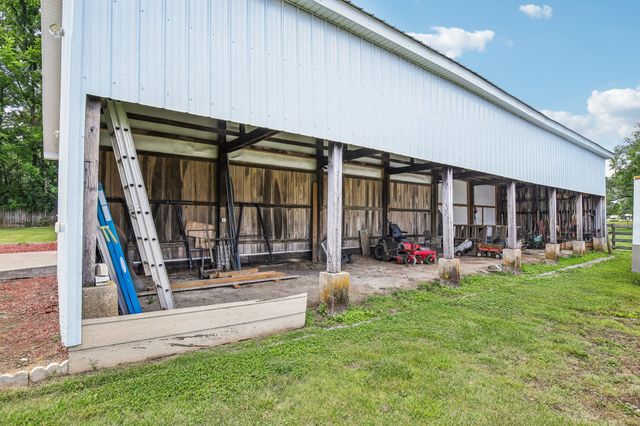 1637 Cairo Rd, Gallatin, TN 37066