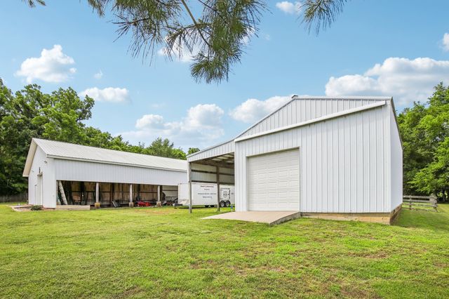 1637 Cairo Rd, Gallatin, TN 37066