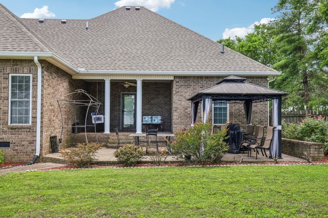 1637 Cairo Rd, Gallatin, TN 37066